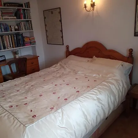 شقة Charming, Wonderfully Cosy One Bedroom *