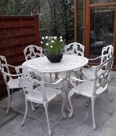 Charming, Wonderfully Cosy One Bedroom * Giggleswick